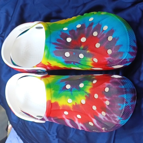 Crocs Men's Classic New Tie-Dye Graphic Clog Size 10 Men 12 Women NWOT - Picture 1 of 4